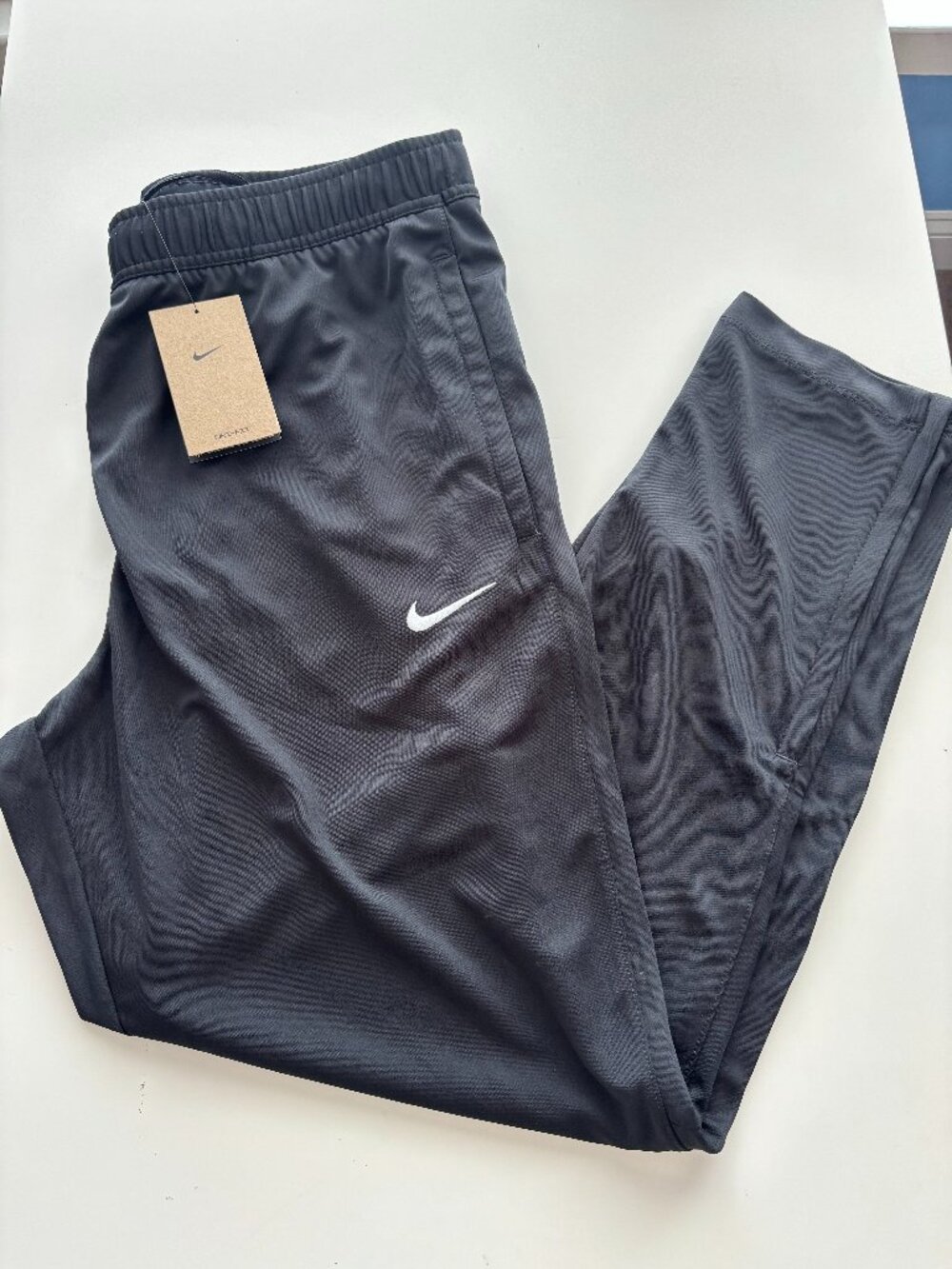 Nike Men's Relentless Training pants-Large